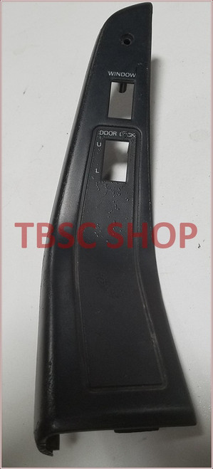 1989 1990 Thunderbird Cougar Door Switch Holder RH Grade A
