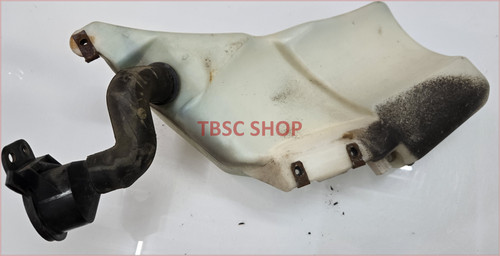 1998 99 00 2002 Lincoln Continental Wiper Washer Fluid Reservoir with Fill Tube and Pump