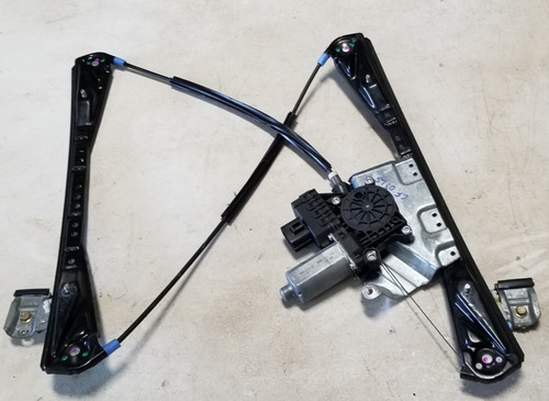 2003 2004 05 2006 Lincoln LS  LH Driver Side Front Window Regulator with Motor