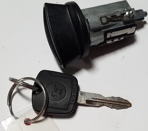 1998-2004 Ford Mercury Lincoln Steering Column Ignition Lock Cylinder Transponder Key