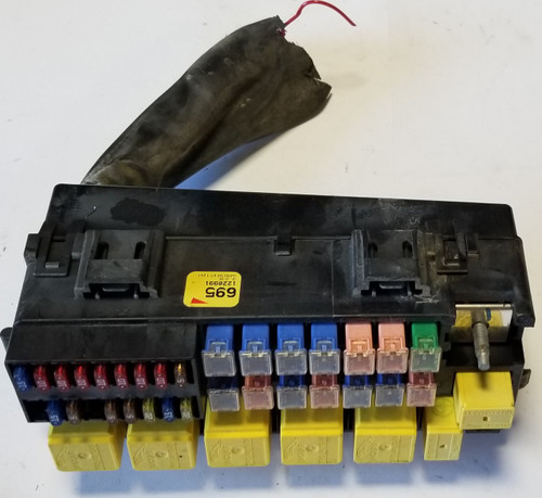 2000 2001 2002 JAGUAR S-TYPE S Type REAR FUSE RELAY BOX with Fuses