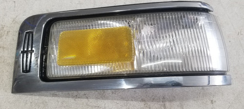 1990 1991 1992 1993 1994 Lincoln Town Car RH Passenger Turn Signal