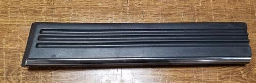 1990 1991 1992 LINCOLN MARK VII 7 LH Driver Middle Trim Molding Black