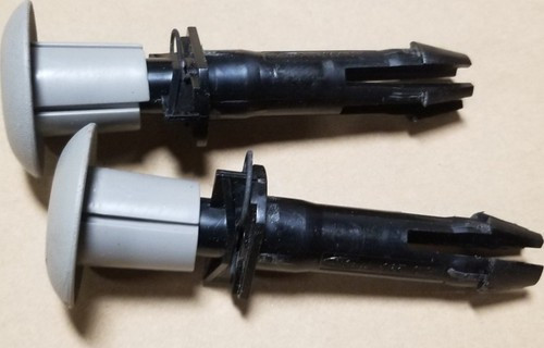 1995 1996 1997 Lincoln Continental Seat Head Rest Clips Set Gray
