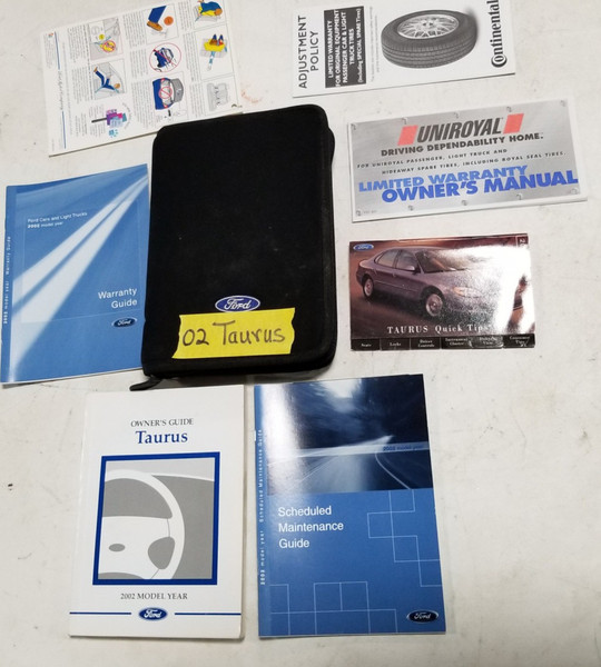 2002 Ford Taurus owners manual Kit Ford OEM with Case