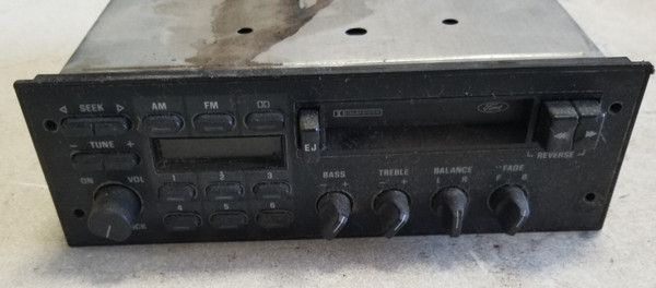 1989 to 1993 Ford Bronco F150 F250 F350 Radio Non-Premium Sound E9SF-19B132-AB