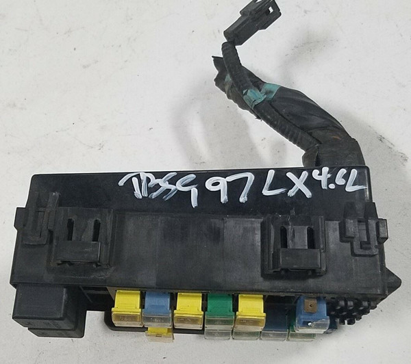 Engine Bay Fuse Box 4.6L V8 1996 1997 Thunderbird Cougar