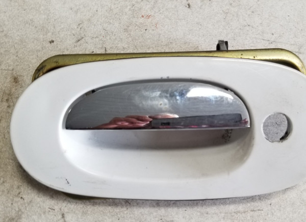 1998 to 2003 Jaguar XJ8 XJR VDP LH Front Exterior Door Handle White Chrome Handle