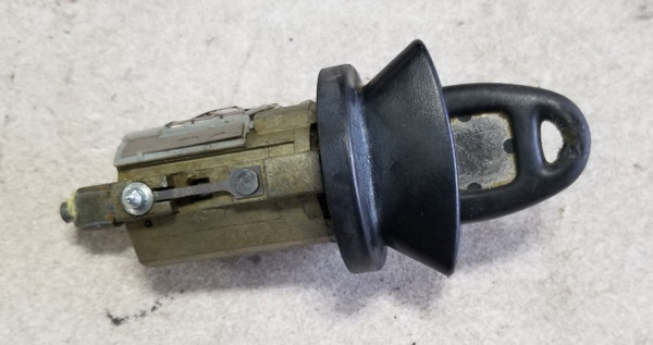 1996 1997  Lincoln Town Ignition Lock with key