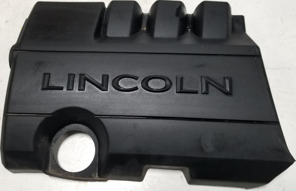 2009 2010 2011 2012 Lincoln MKS 3.7L Engine Cover Finishing Panel