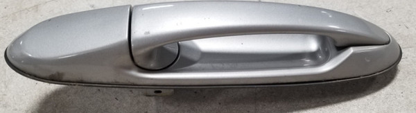 2003 2004 2005 2006 LINCOLN LS RH Front Exterior Door Handle Silver 2003 2004 2005 2006 LINCOLN LS RH Front Exterior Door Handle Silver