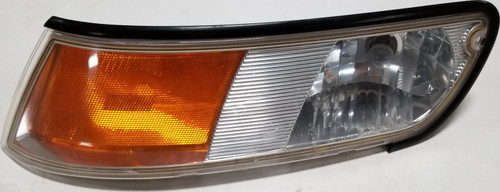 1998 - 2002 Mercury Grand Marquis Right Passenger Turn Signal Parking Light Lamp
