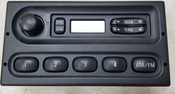 2004 2005 2006 2007 Ford Ranger Radio AM FM 3L5T-18K810-AA 3L5T18K810AA