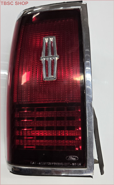 1990 1991 1992 1993 1994  Lincoln Town Car LH Driver Side Tail Light Lamp OEM