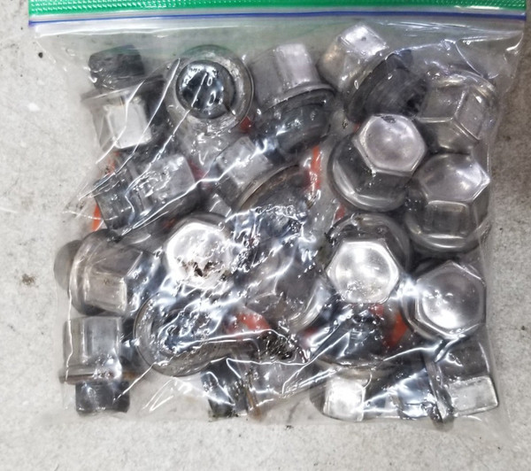 1993 1994 1995 1996 JAGUAR XJ6 XJ12 19 Piece Lug Nut Set