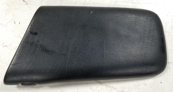 1994 1995 1996 1997 Thunderbird Cougar Center Console armrest Black Grade B