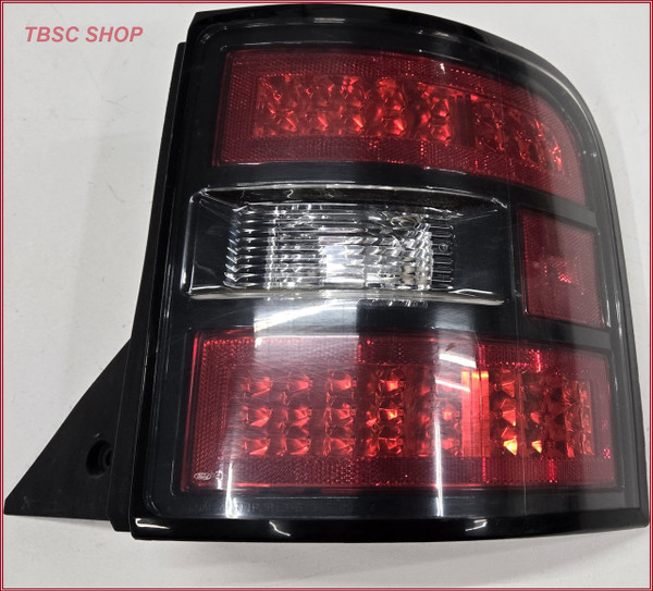2009 to 2012 FORD FLEX TITANIUM TAIL LIGHT LED RIGHT PASSENGER BLACK BA8J-13B504-AB