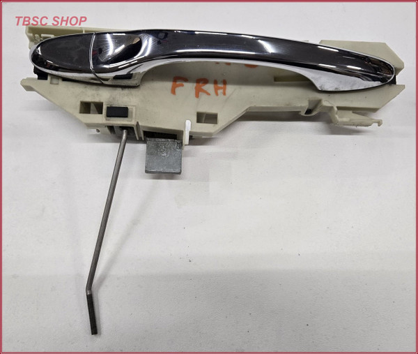 2004 to 2009 Jaguar XJ8 XJR VDP X350 X358 Front Right Side Exterior Door Handle
