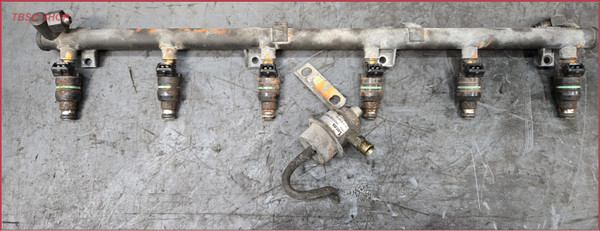 1992 1993 1994 JAGUAR XJ6 XJR Fuel Injector Rail I6 4.0L