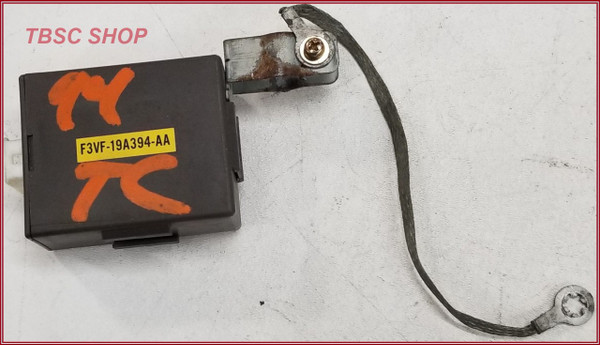Ford F3VF-19A394-AA Power Antenna Relay Module with Ground Cable