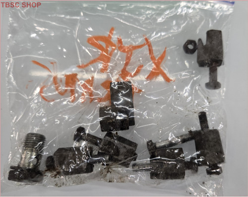 1999 00 01 02 2003 JAGUAR XJR XKR VDP TRANSMISSION Oil Pan Bolt Hardware