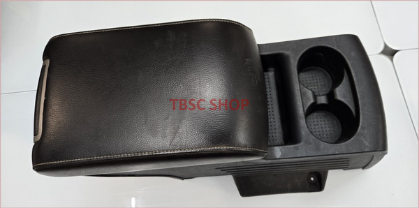 2009 to 2019 Ford FLEX Rear 2nd Row Center Console Fridge Freezer Black