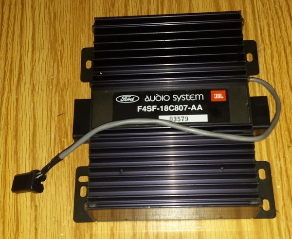 JBL Premium Sound Amp 1994 1995 Thunderbird Cougar F4SF-18C807-AA