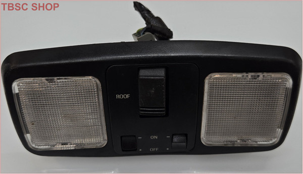 Sunroof Light Assembly Switch Black 1991 to 1998 Thunderbird Cougar Mark VIII Sunroof Light Assembly Switch Black 1991 to 1998 Thunderbird Cougar Mark VIII