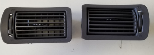 1994 1995 1996 1997 Thunderbird Cougar Dash Passenger Vent Gray Set