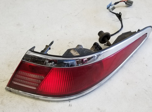 1997 1998 Lincoln Mark VIII Corner Brake Tail Light RH Passenger Chrome