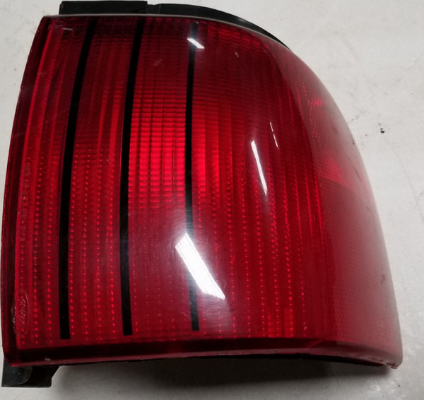 1991 1992 1993 Mercury Cougar Corner Brake Tail Light RH Passenger Side Grade B