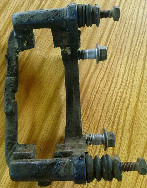 1993 94 95 96 1997 Thunderbird Cougar Rear Disc Brake Caliper Bracket RH