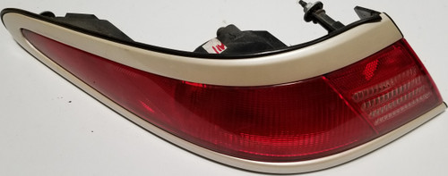1997 1998 Lincoln Mark VIII LSC Corner Brake Tail Light LH Ivory Pearlescent