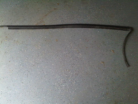Upper Door Molding Weatherstrip LH No Rips 1989-1997 Thunderbird Cougar