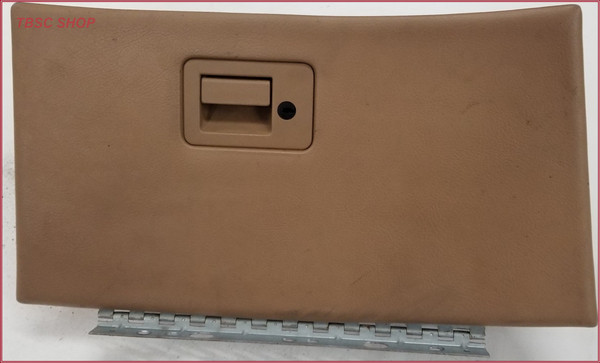 1993 1994 1995 1996 Lincoln Mark VIII Glove Box Tan