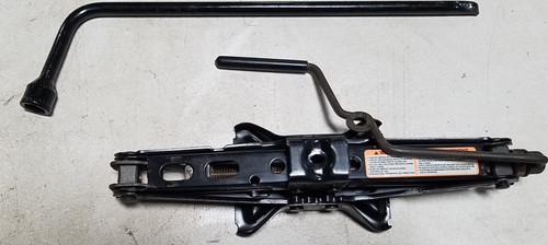 1998-2002 LINCOLN CONTINENTAL Tire Floor Jack with Crow Bar Tire Iron
