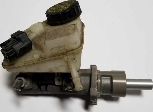 2002 2003 2004 2005 2006 JAGUAR X-Type Master Cylinder X Type