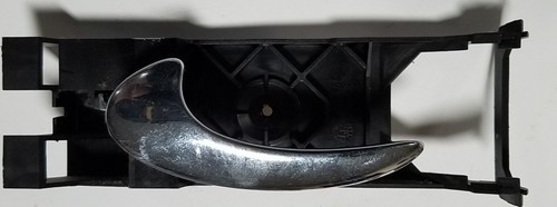 1998 1999 2000 2001 2002 2003 Jaguar XJ8 XJR VDP LH DRIVER INTERIOR DOOR HANDLE