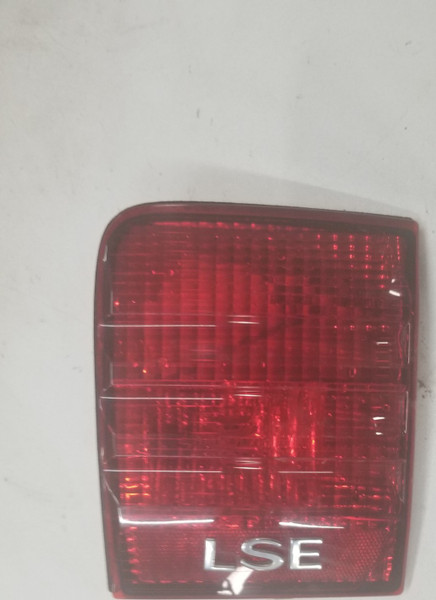 2000 2001 2002 Lincoln LSE V6 Rear Tail Light RH Passenger Inner-trunk mounted