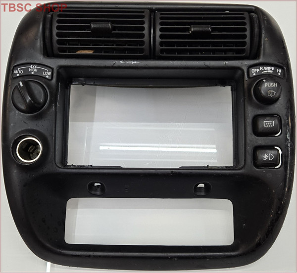 1995 to 2004 FORD EXPLORER Mountaineer RADIO DASH VENT TRIM BEZEL BLACK 4x4 HiLo