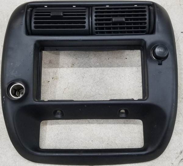 1995 to 2004 FORD RANGER RADIO DASH VENT TRIM BEZEL Black 4x2 12v F67B1004302AW