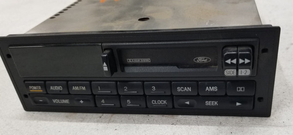 1995 1996 1997 Ford F150 F250 F350 Radio Tape Player with Clock F6TF-19B132-CA