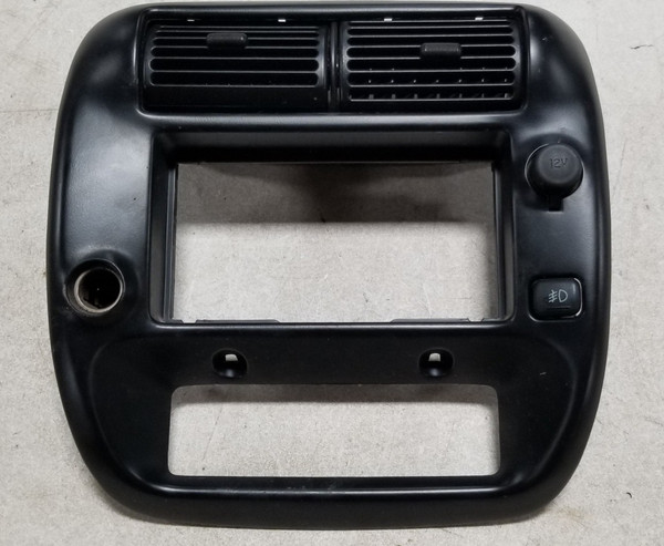 1995 to 2004 FORD RANGER RADIO DASH TRIM BEZEL 4x2 VENTS BLACK Fog