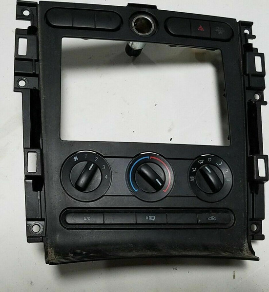 2005 to 2009 Ford Mustang AC Heater Climate Control with Bezel 19980- DZU7A