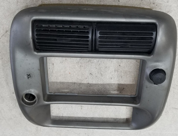 1995 to 2004 Ford Ranger Mazda B3000 DASH VENT TRIM BEZEL GRAY SILVER 4x2 12V
