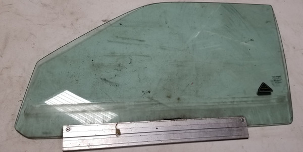 1998 - 2003 Jaguar XJ8 XJR L Vanden Plas Front LH Door Glass Window OEM GNA1001CC