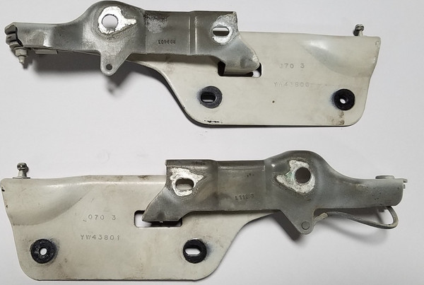 2003 2004 2005 2006 Lincoln LS Hood Hinge Set