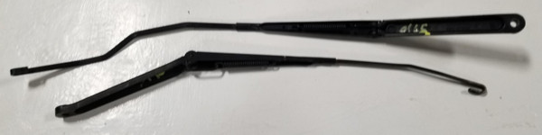 2000 2001 2002 LINCOLN LS Wiper Arm Set