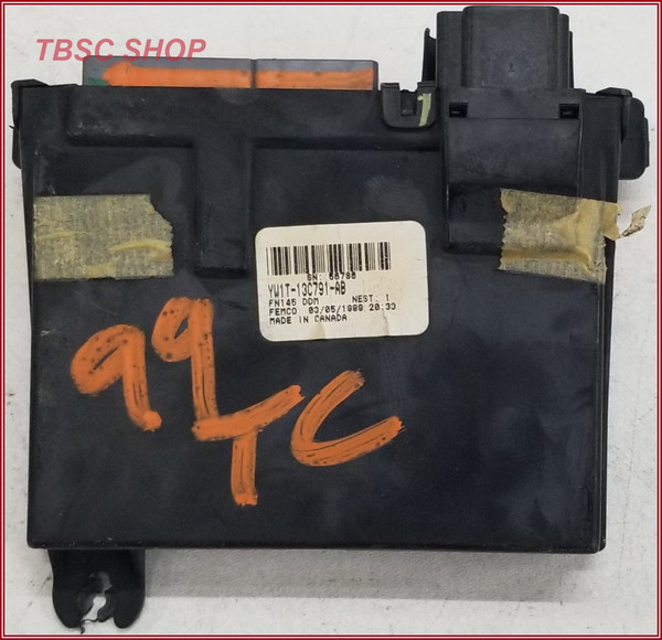 1998 1999 00 2001 2002 LINCOLN TOWN CAR Keyless Entry Door Module YW1T13C791AB