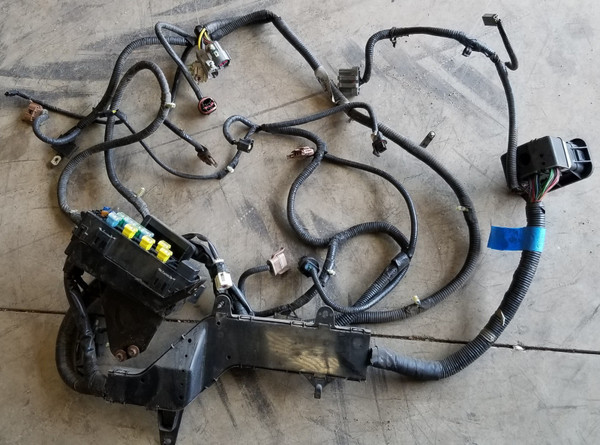Engine Bay Harness with Fuse Box no ABS 4.6L 1997 Thunderbird Cougar
